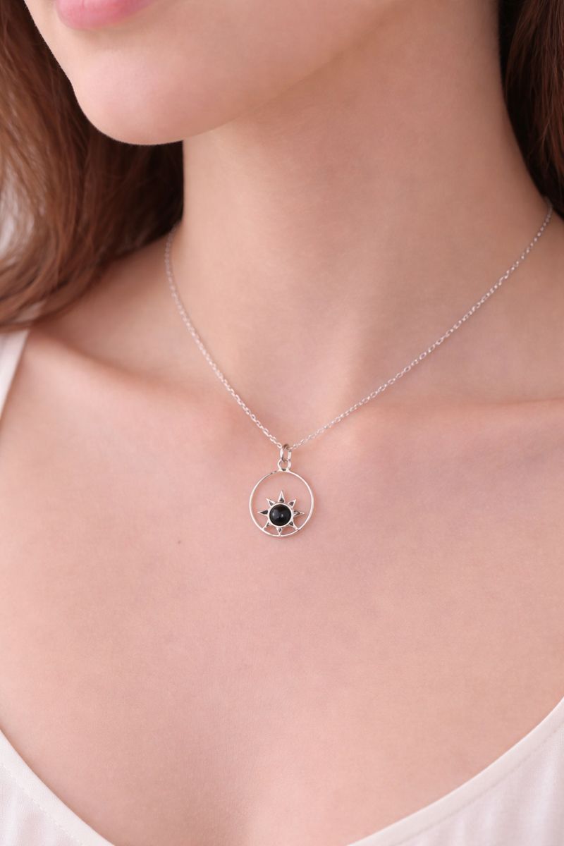 Collar sun piedra ónix