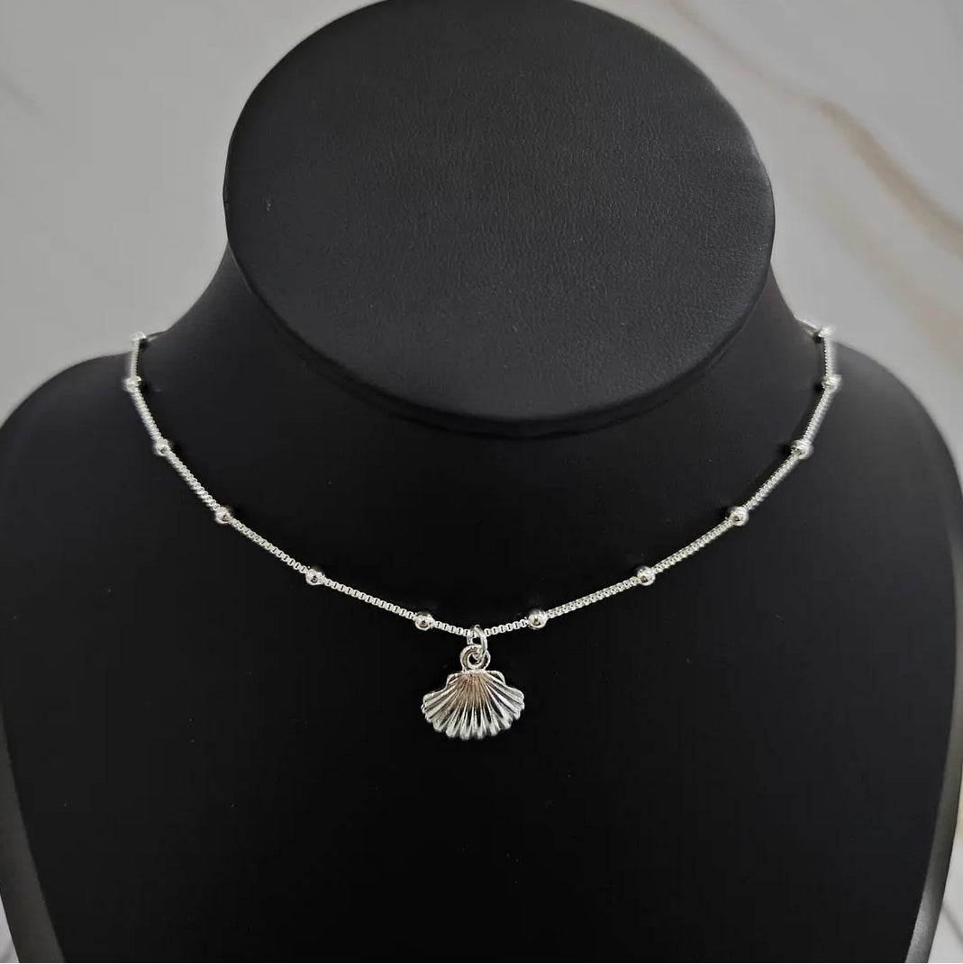 Collar conchita en plateado